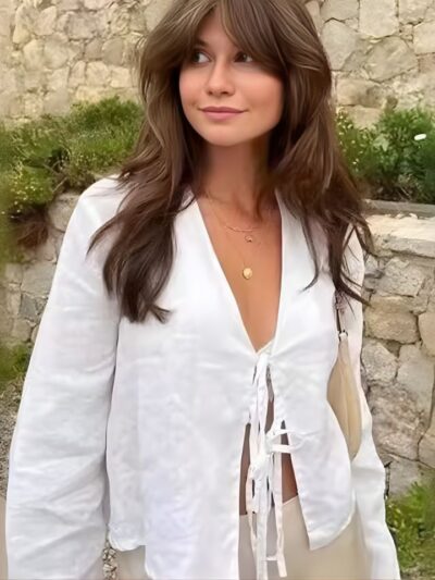 Chemise femme lacets décoratifs manches évasées élégante