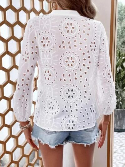 Chemisier brodé chic pour femme