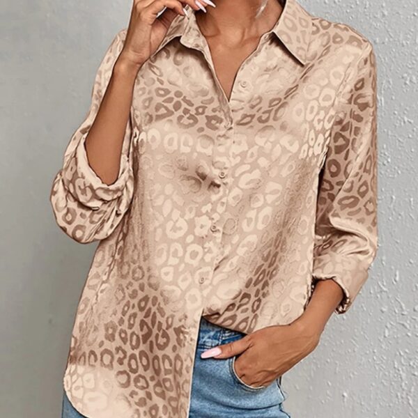 Chemisier léopard satin manches longues vintage