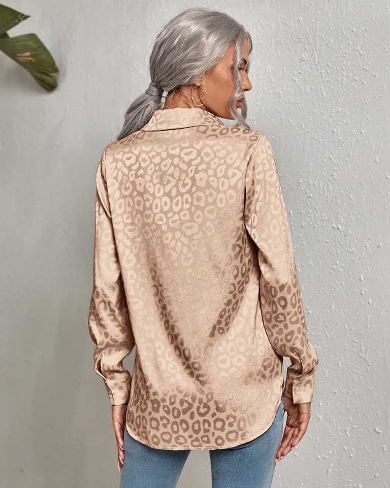 Chemisier léopard satin manches longues vintage