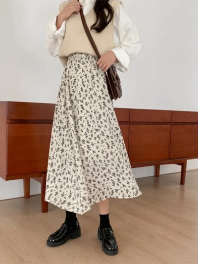 Jupe midi imprimée taille haute évasée romantique