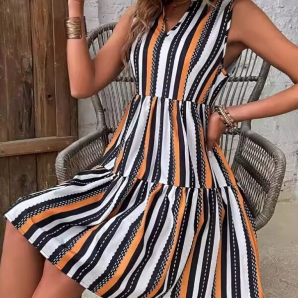 Robe courte rayée évasée sans manches été